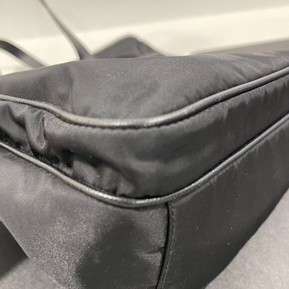 Prada Tessuto Nylon Saffiano Tote/Crossbody Black (JB1266) - Picture 5 of 10